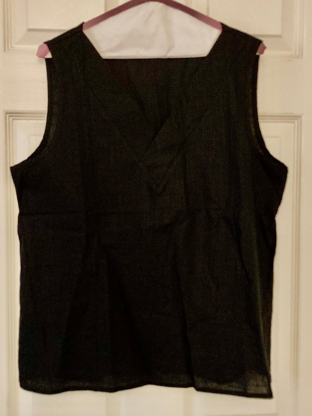 100% COTTON, Excellent Condition, SZ L, V-neck Woven Tank, Black